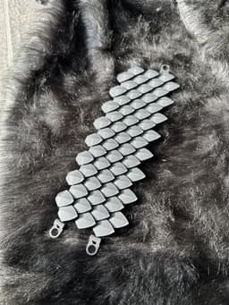 Flexible Scalemail Arm Bracelet 3d model