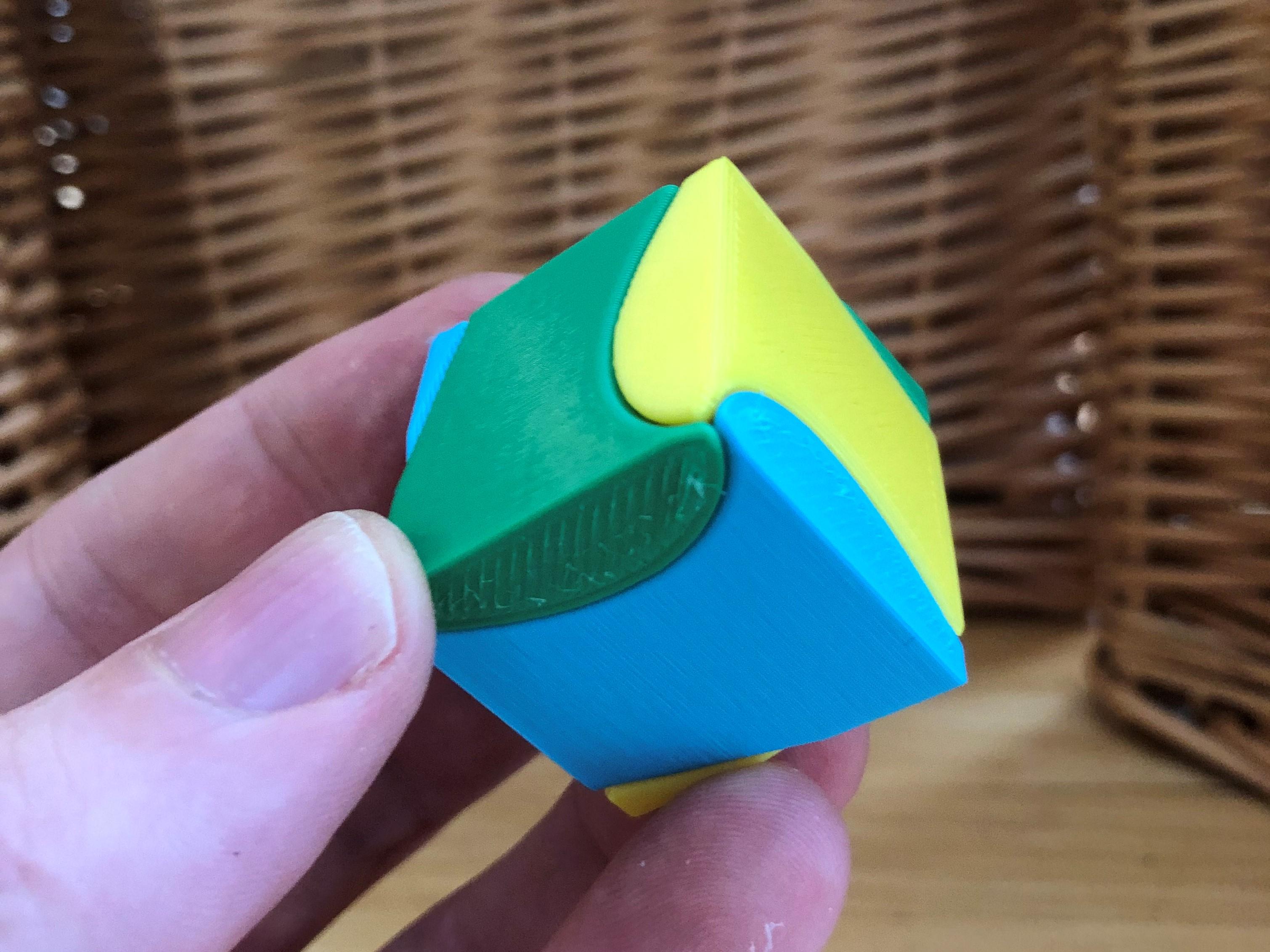 Triple Twist Cube (Solid) 3d model