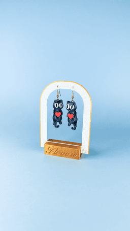 Cute Cat with Heart and Flexi Tail (Keychain & Earrings) 3d model