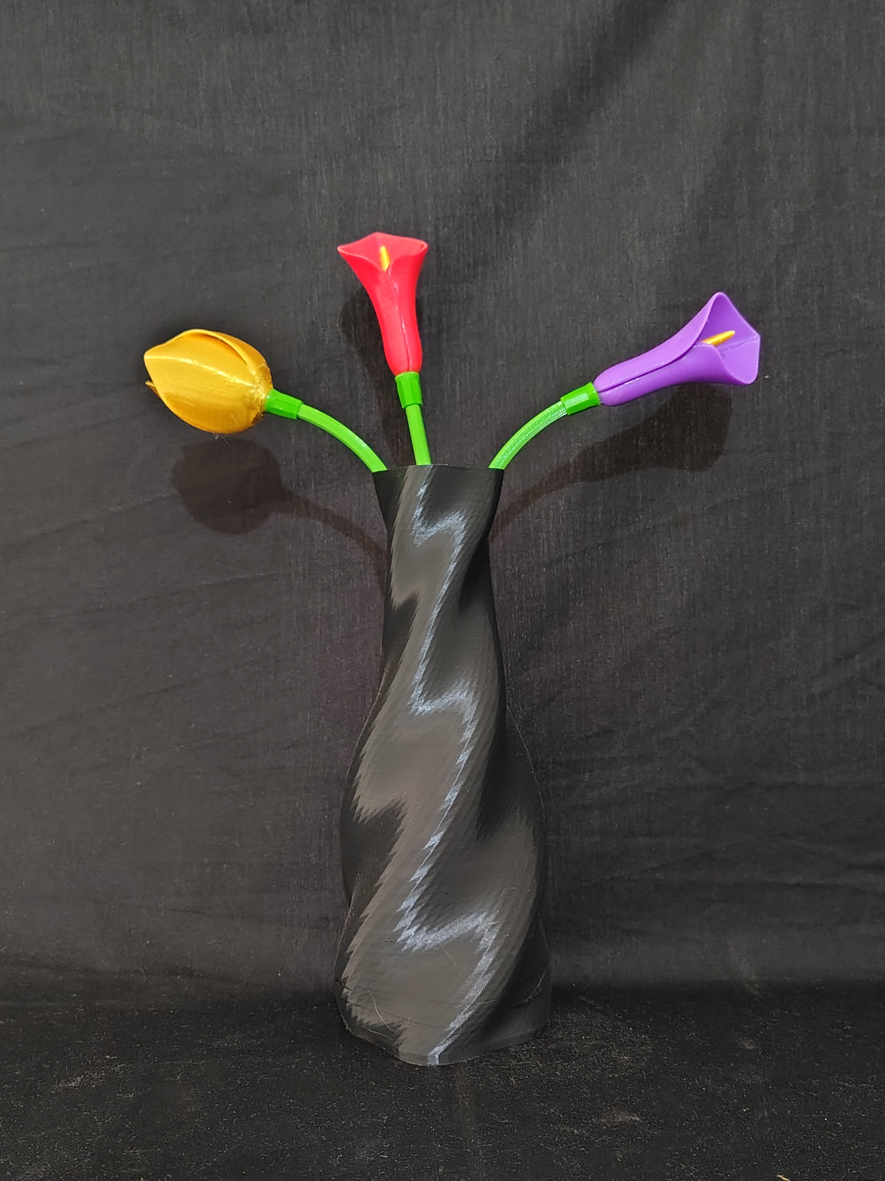 Decorative vase 1 Free 3d model