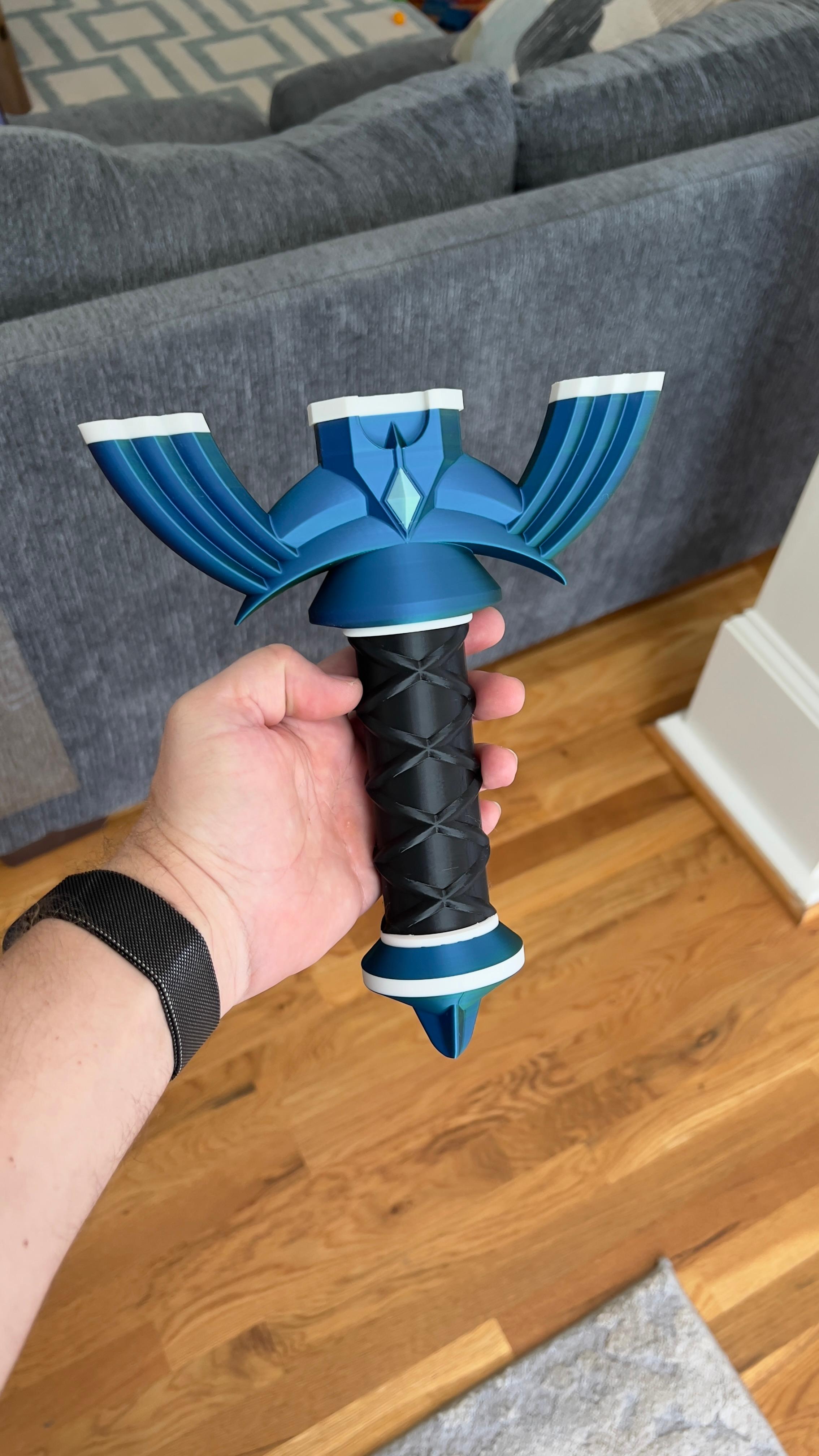 Collapsing Master Sword with Replaceable Blade - Painted with bambu studio and printed on p1p with ams.   - 3d model