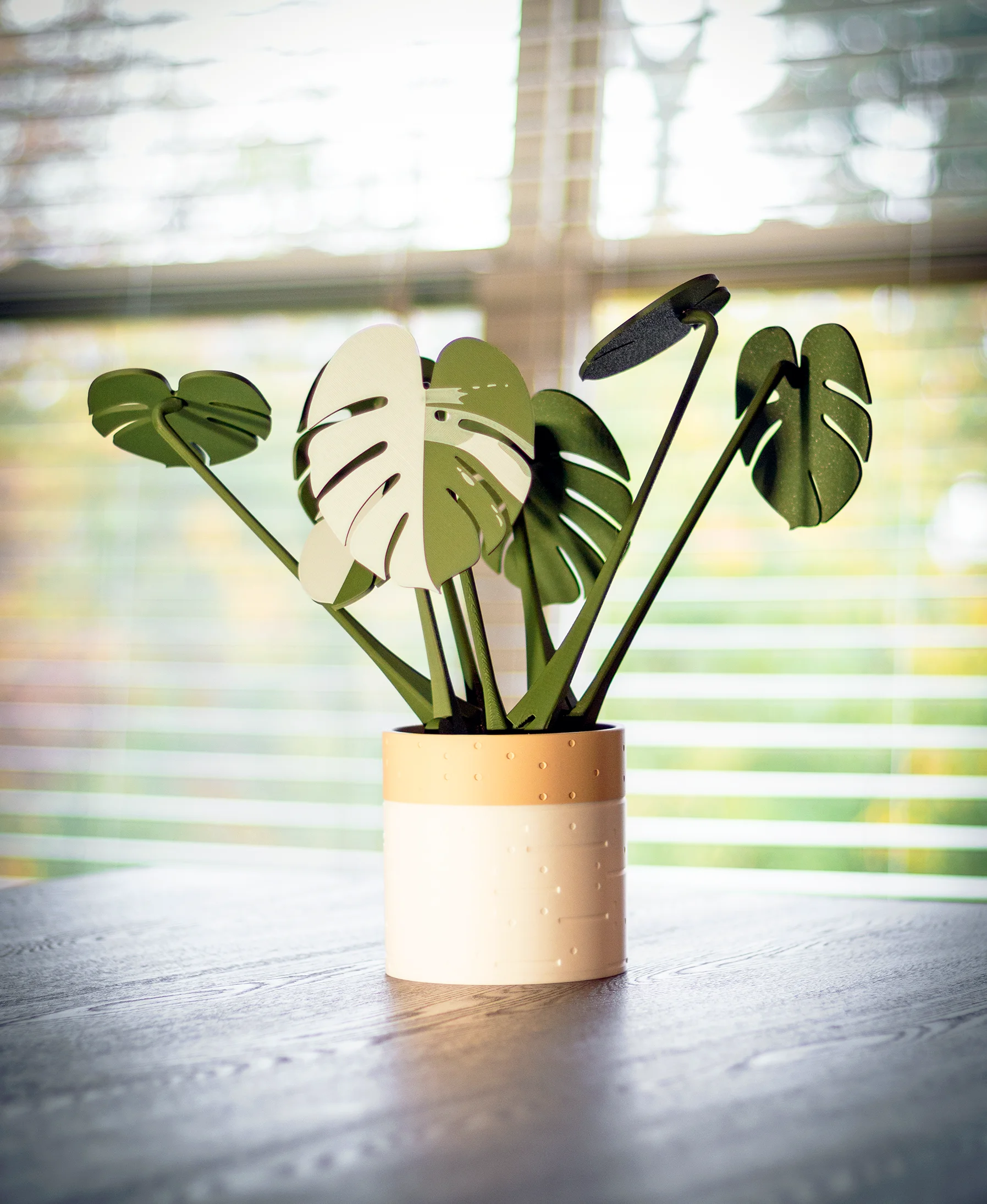 Absolutely gorgeous model. I really like how it turned out, especially the green and white leaves which are really unique.