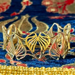 Cuff Bracelet - Leaves.stl 3d model