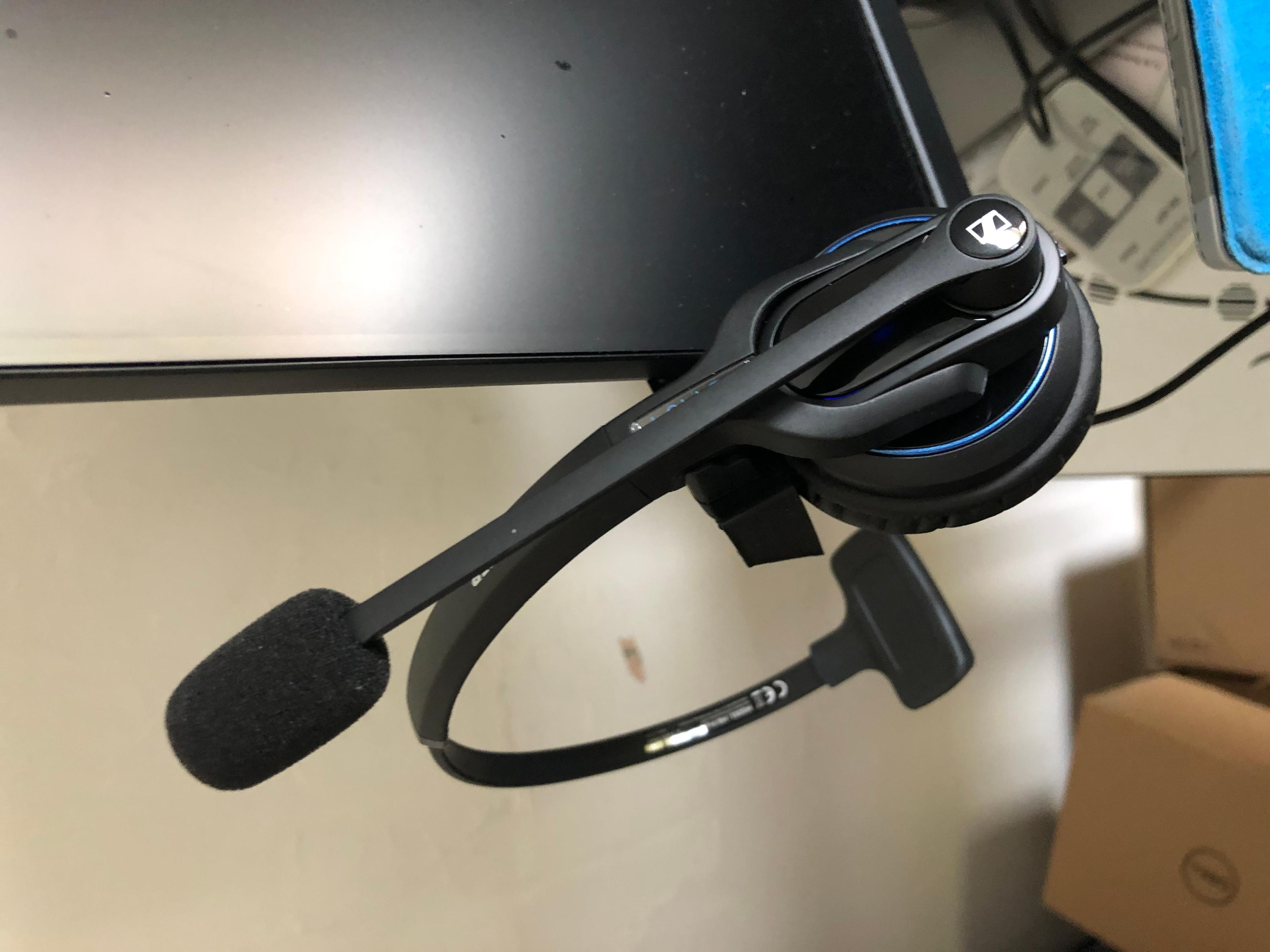 Sennheiser headset cradle 3d model