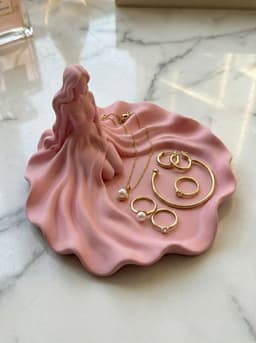 Elegant Goddess Jewelry Dish & Vanity Organizer 3d model