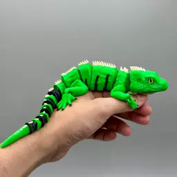 Articulated Iguana | Pre-Painted + Optional 6mm Glass Eye Version 3d model