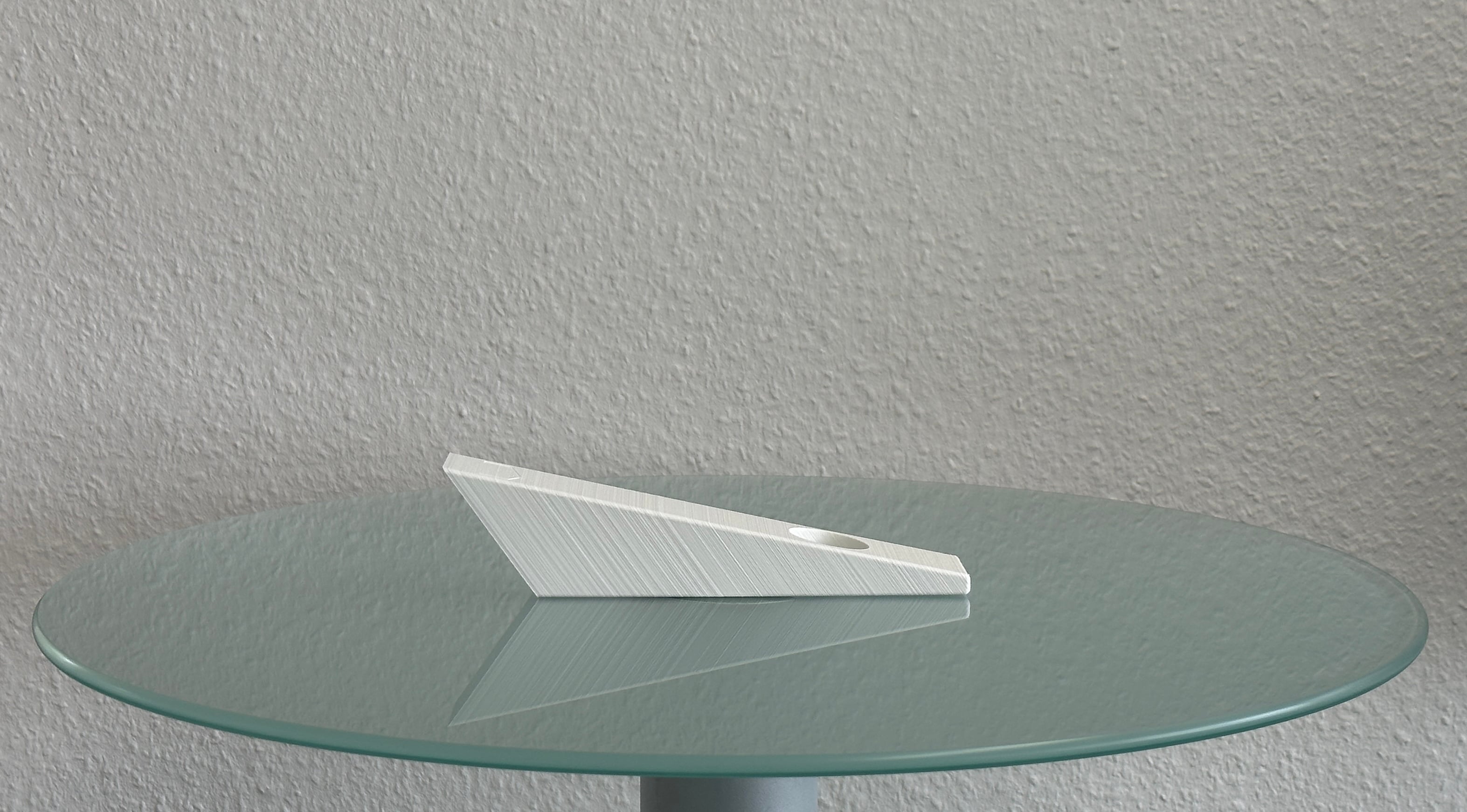 WINE DISPLAYER 3d model