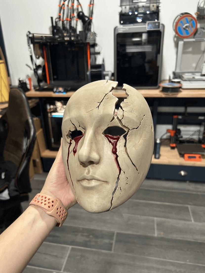 Broken Mask 3d model