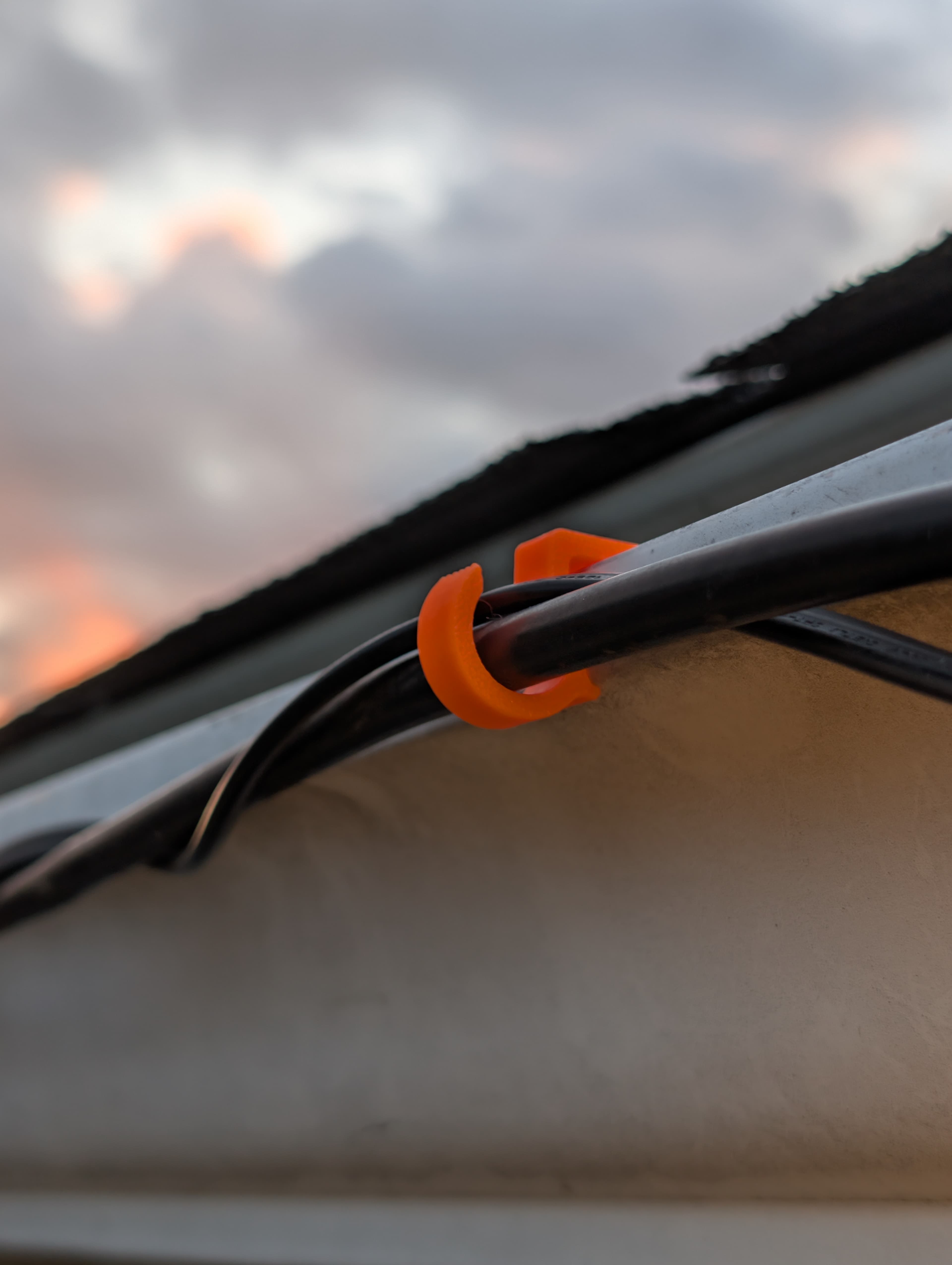 Clip-On Gutter Hanger 3d model