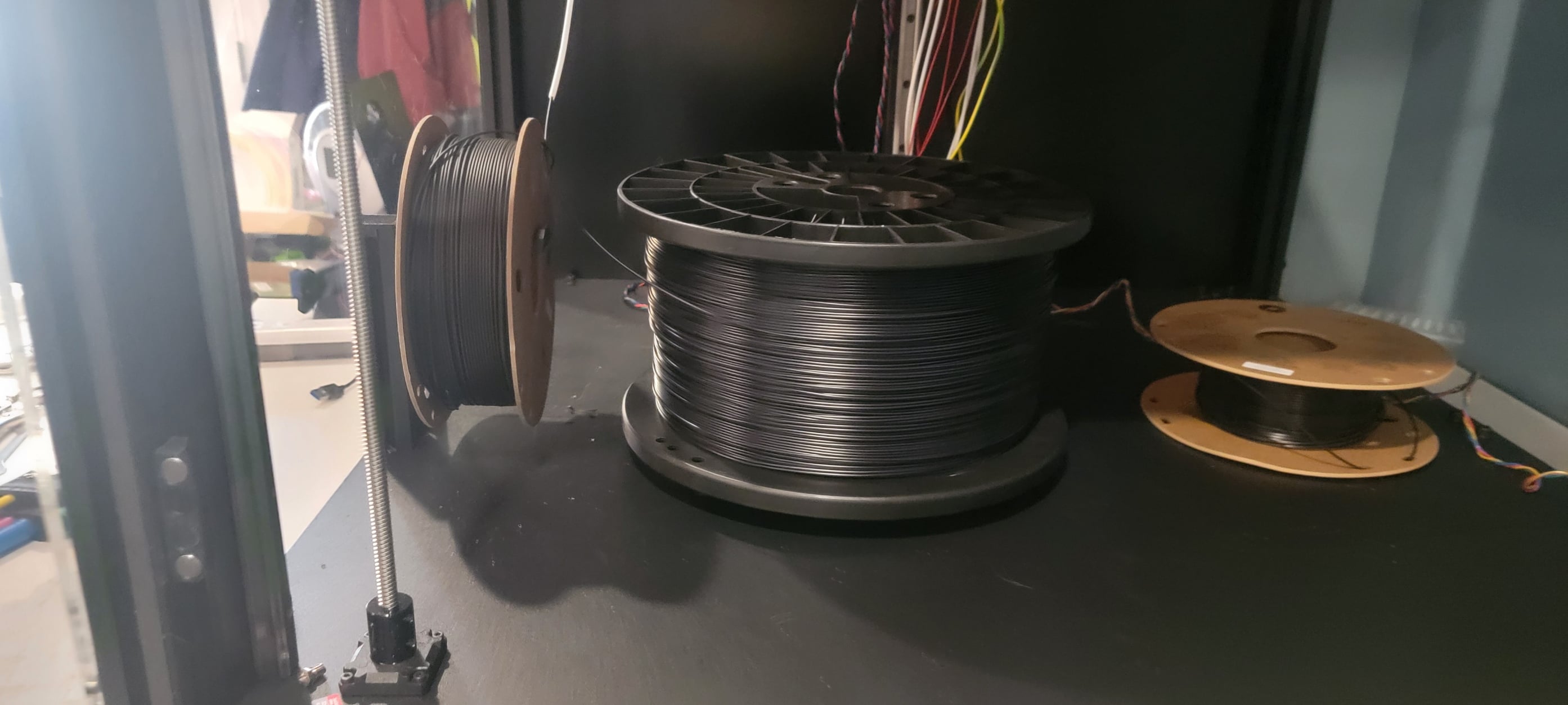 Large horizontal filament spool holder (v-core 4 leftover bearings used) 3d model