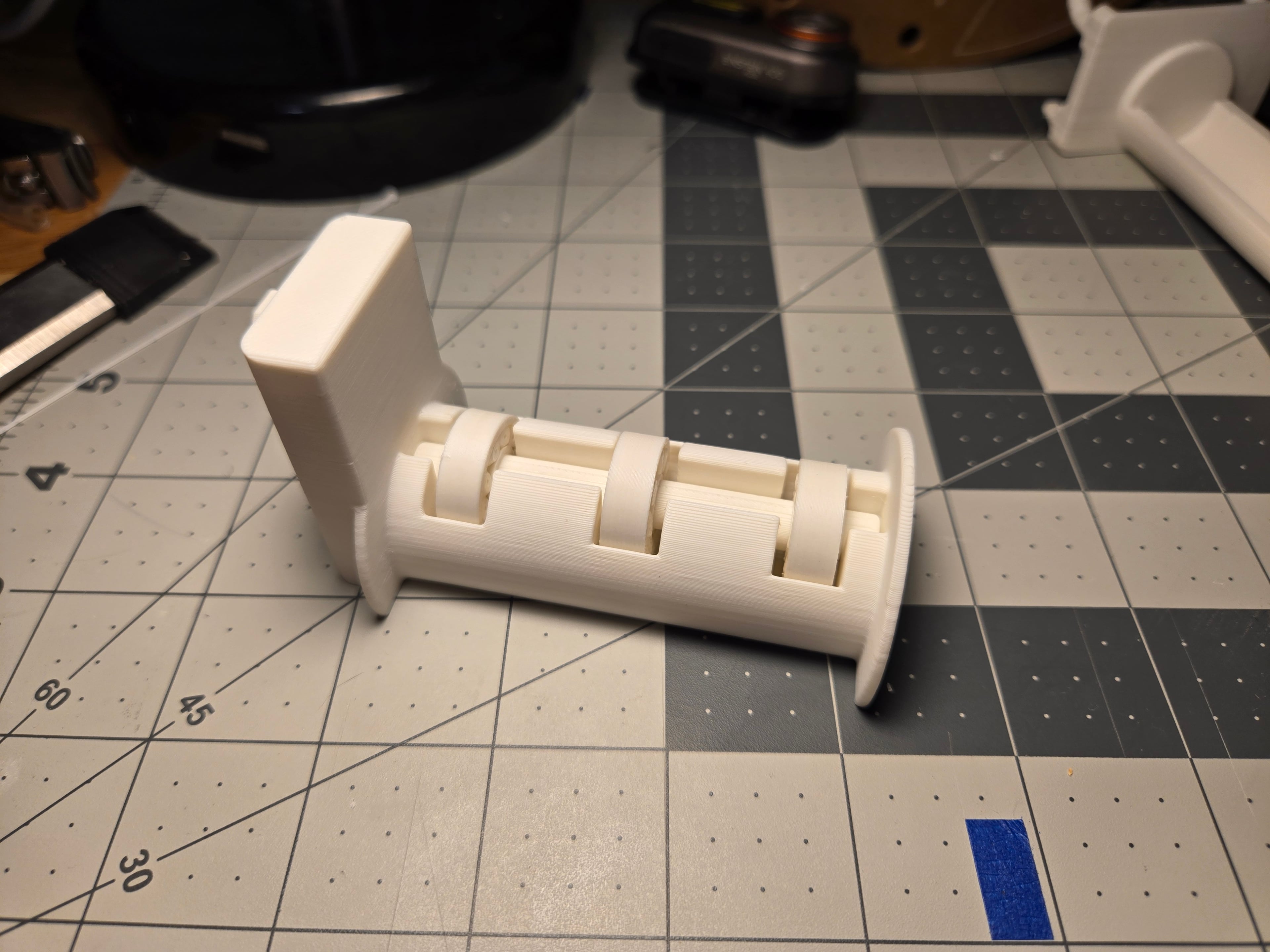 Bolt-Locked_Multiboard_Spool_Holder.STL 3d model