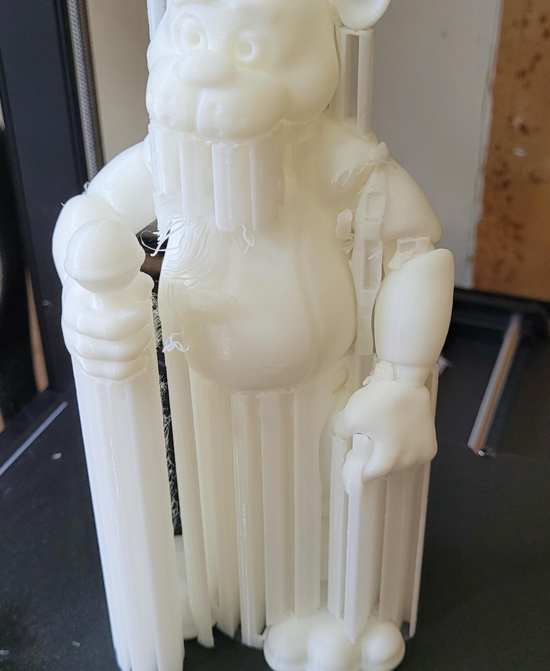Freddy Fazbear - FNAF - Fan Art - Printed on an Ender 3 V3 SE, on default Standard Quality settings. The supports were NOT easy to remove but came off eventually. The mouth supports were the most difficult to remove, requiring the use of a thin screwdriver and pliers.
Once cleaned up this is a great model. - 3d model