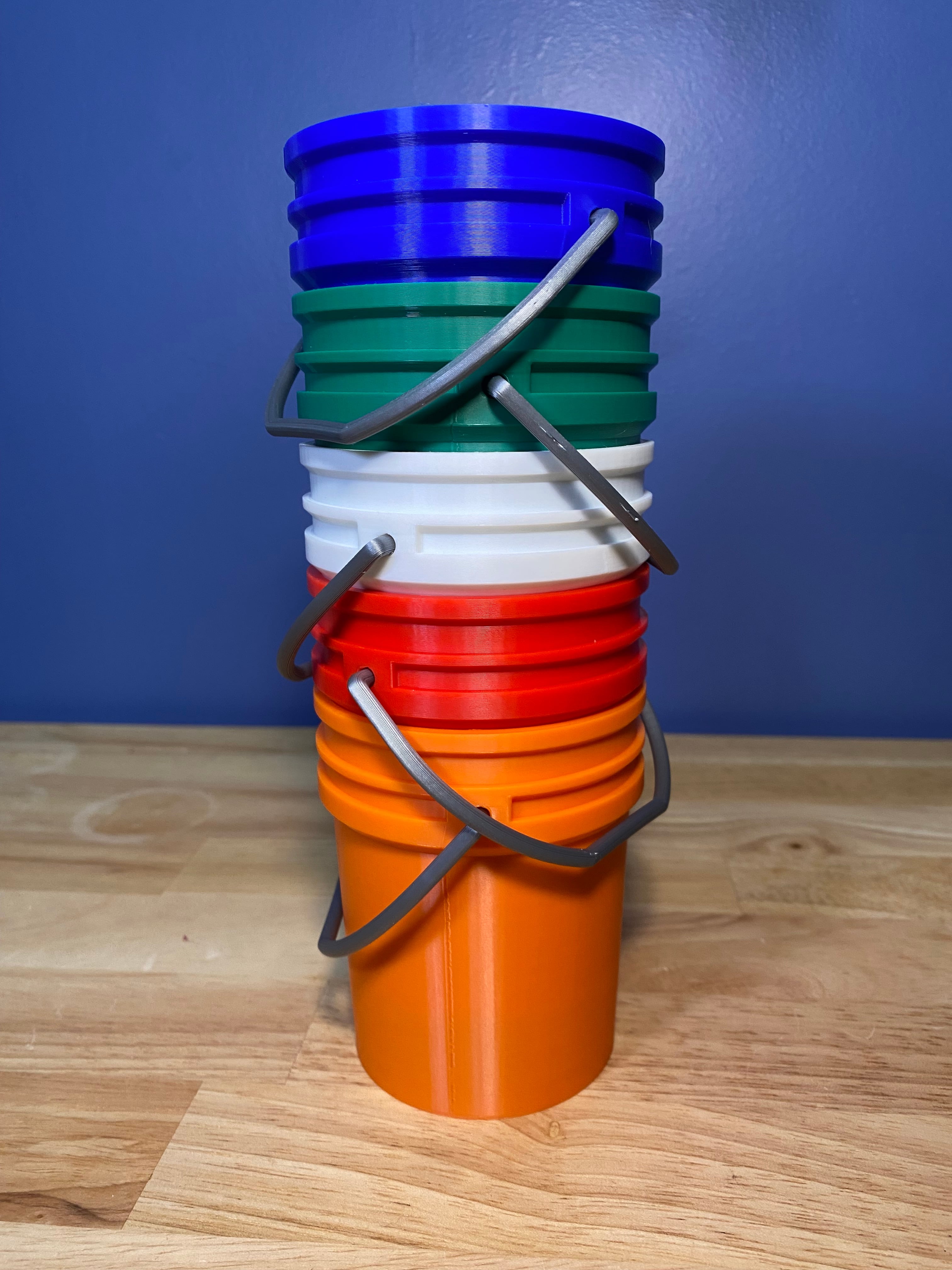 Mini 5 Gallon Bucket! 3d model
