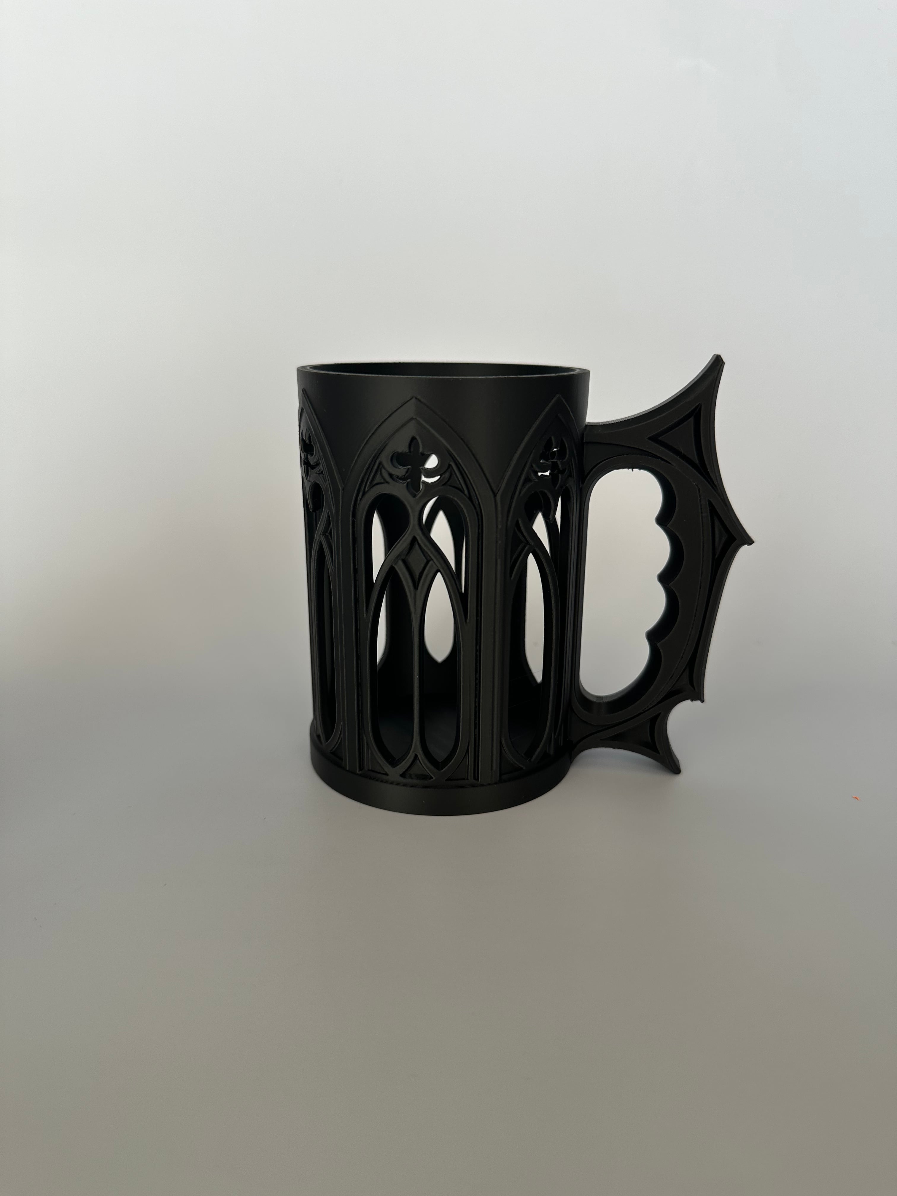 Gothic Beer/Pop Can Holder – 33 cl Can Cozy, Gothic Drink Sleeve, Cathedral Mug Style, Fantasy Bever 3d model