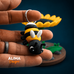Wobbly Sunflower with Tiny Bumblebee 3d model