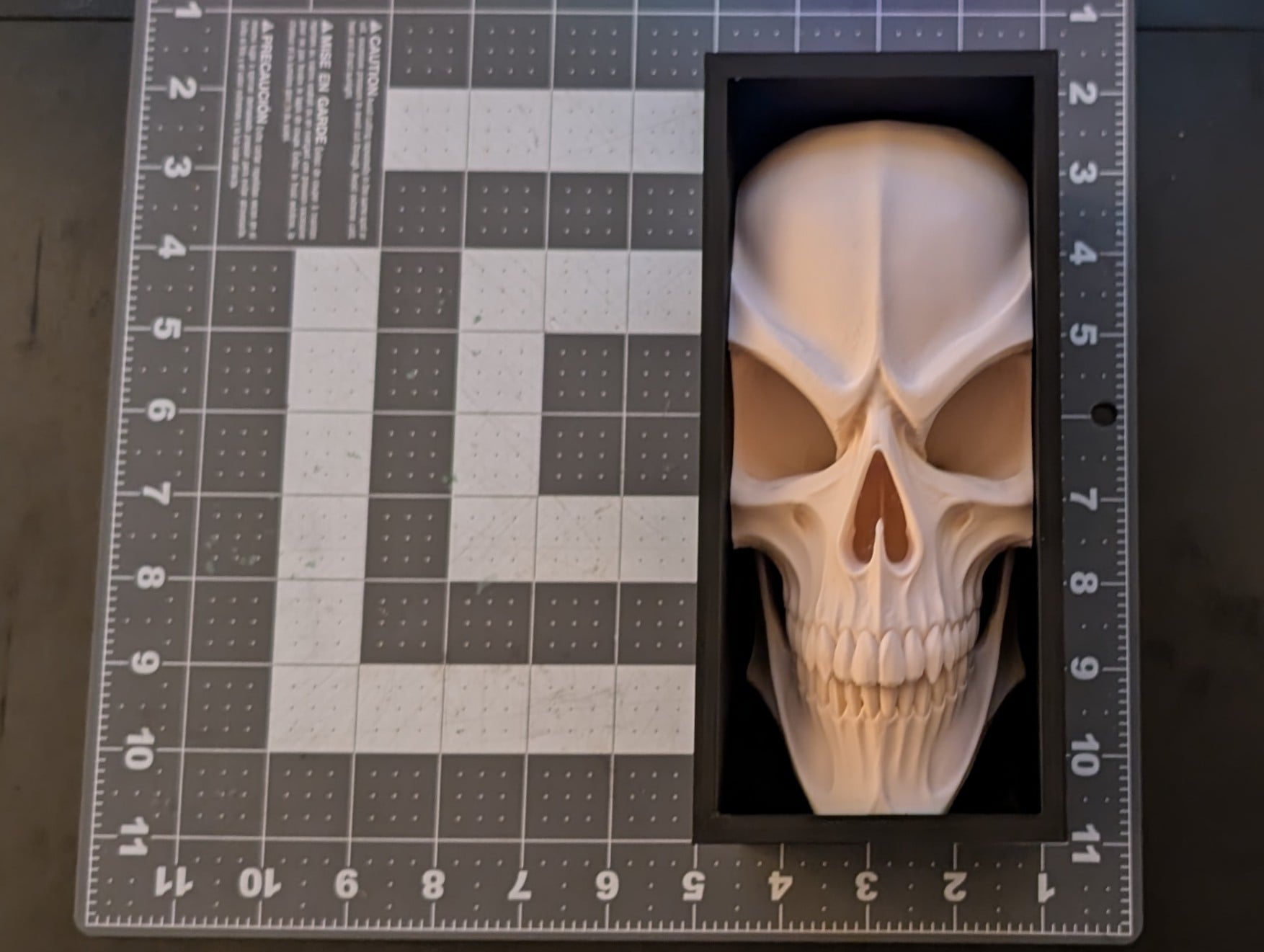 Base.Gothic Skull Book Nook 3d model
