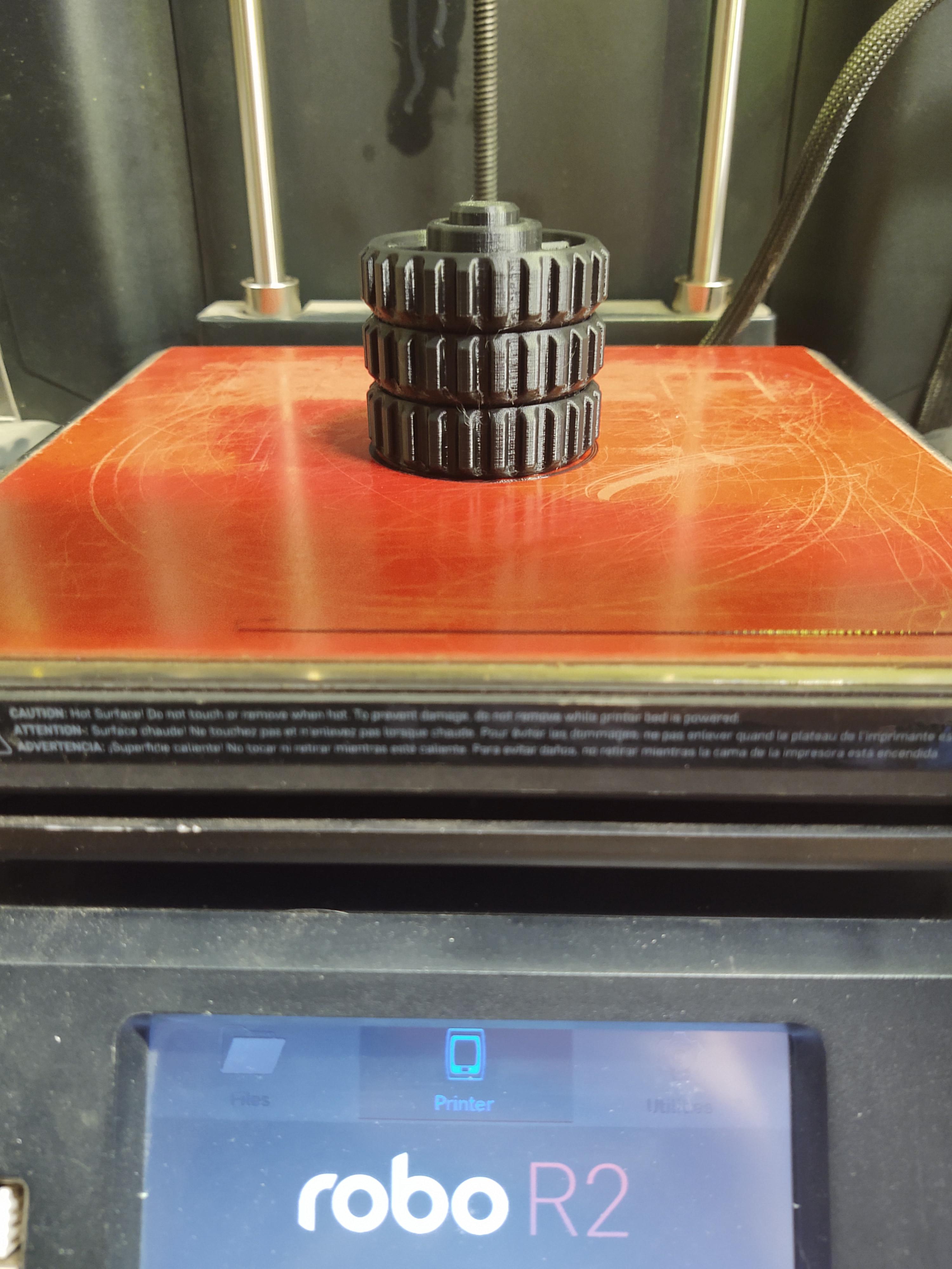 The Impossible Planetary Gear Fidget - Printed at 75% on Robo 3D R2 using .35 nozzle with .075 layer height.  - 3d model