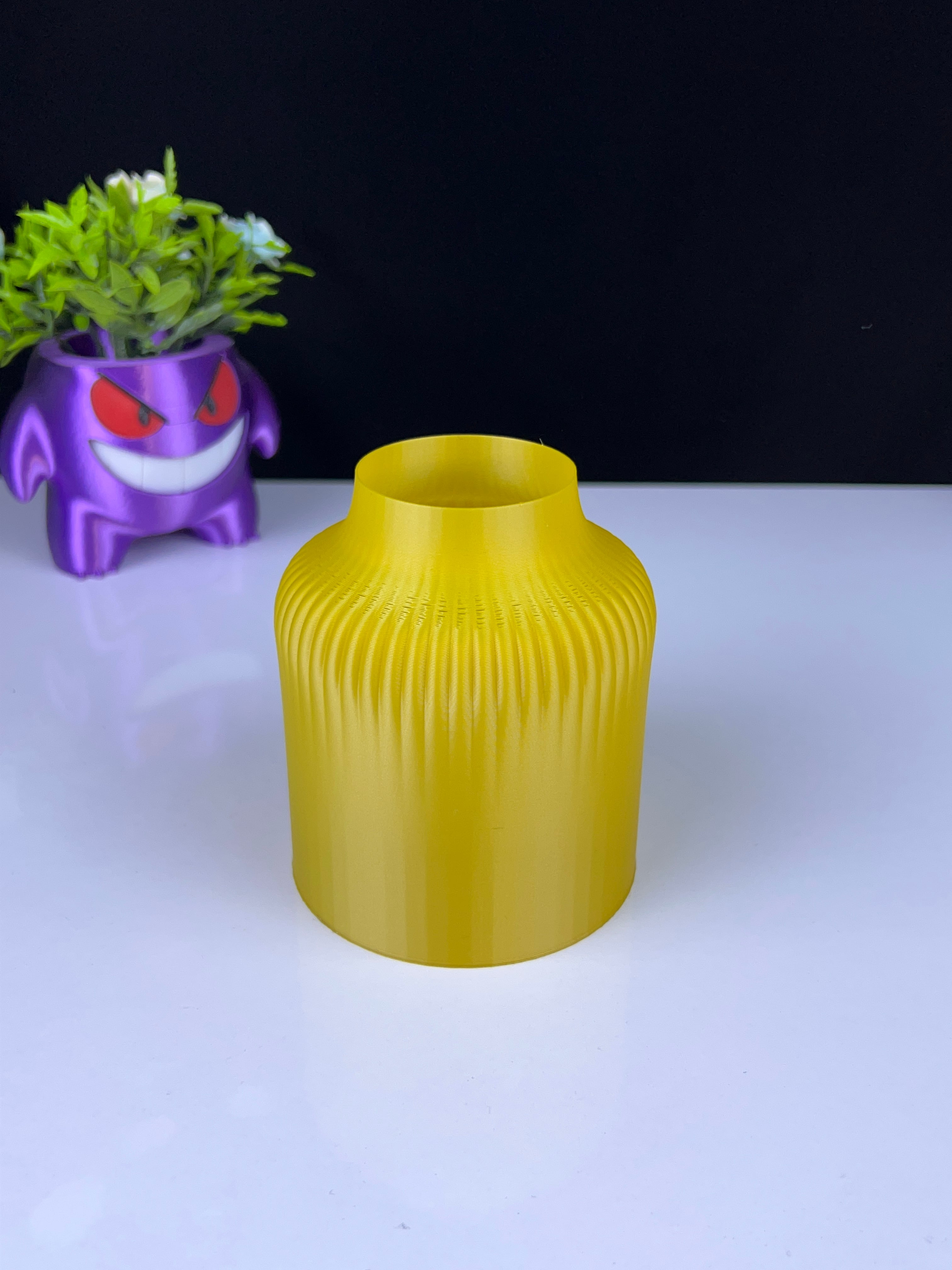 Textured Vase 3d model