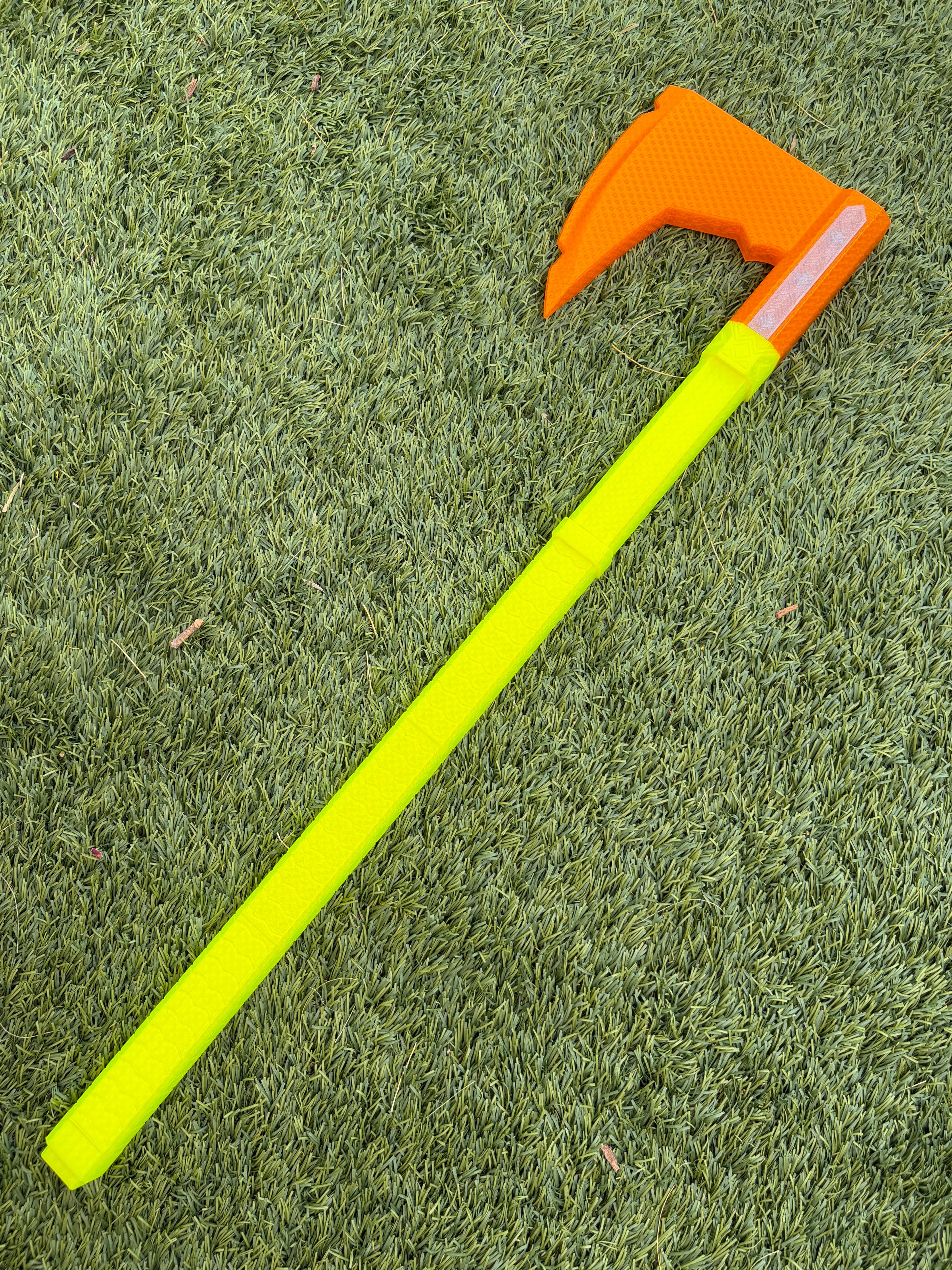 Matterhackers Build translucent yellow and orange