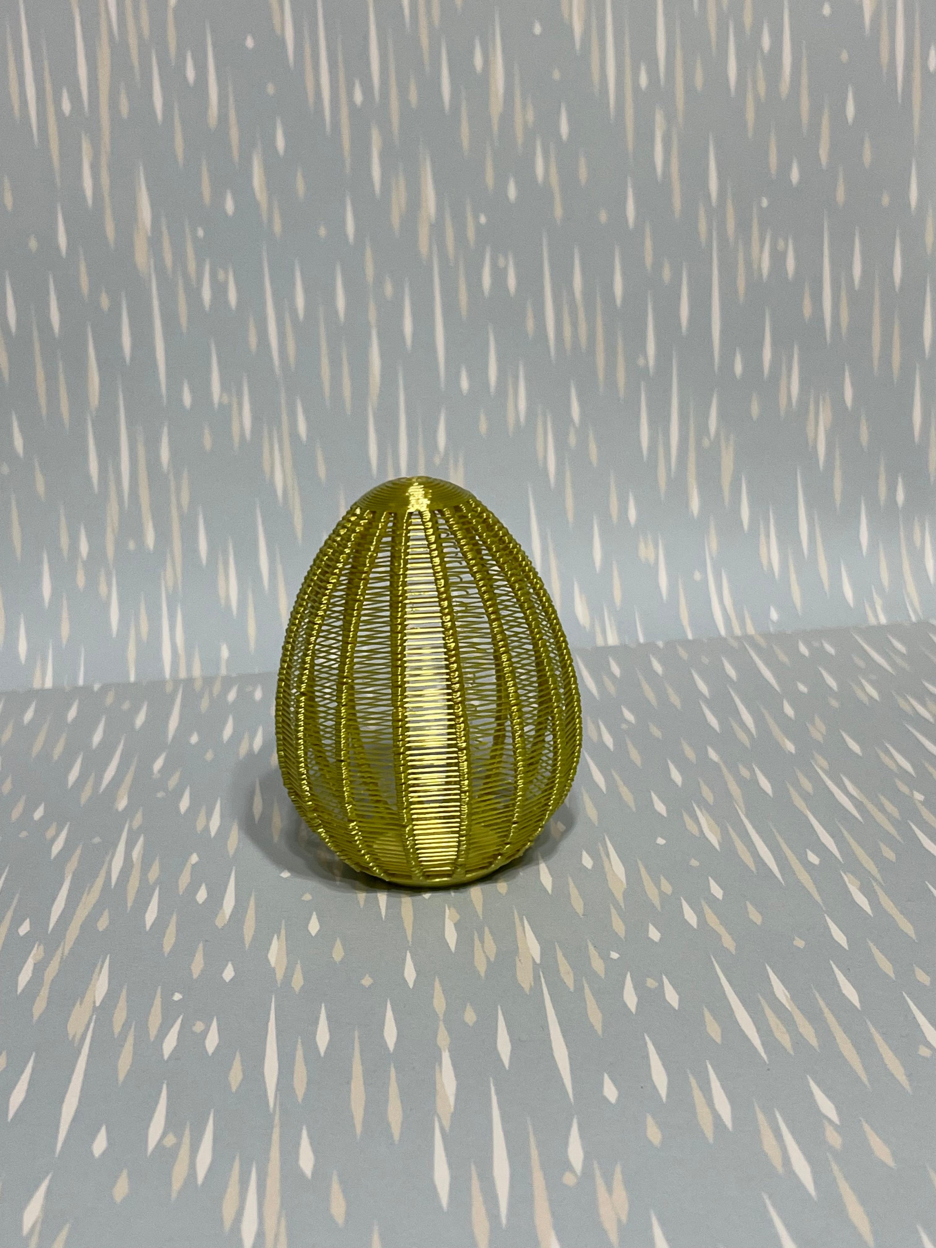 String Egg Ornament - This was the first time I printed "string" - and although you can't see it very well - I had some extrusion issues.
Love the designs - and can't wait to print more! - 3d model