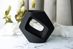 Nexus Vase – Sleek Geometric Decor for Modern Interiors 3d model