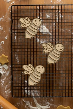 Bee Cookie Cutter, Biscuit Cutter 3d model