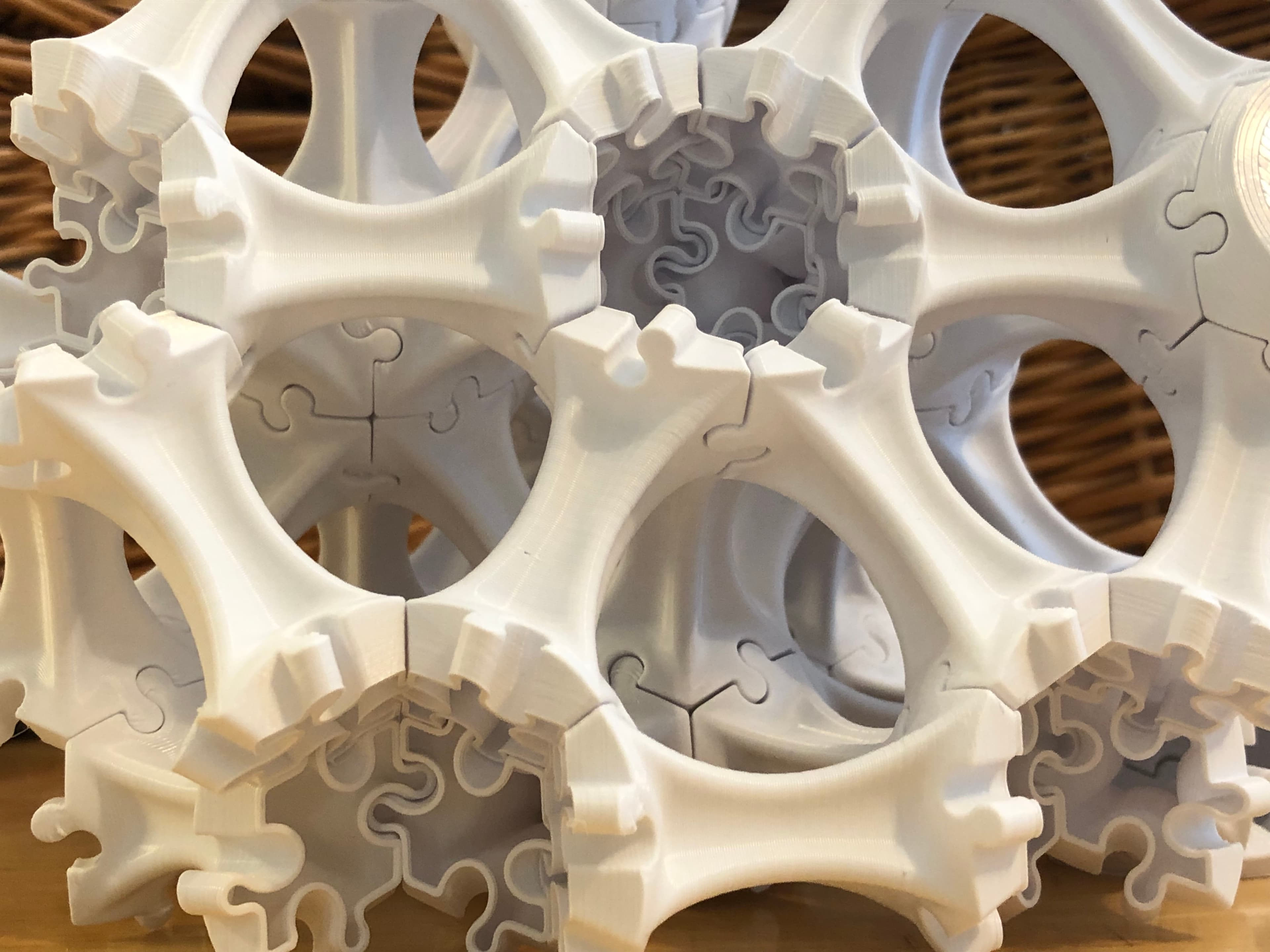 Spiralized Octet Truss Modular Snap Struts 3d model