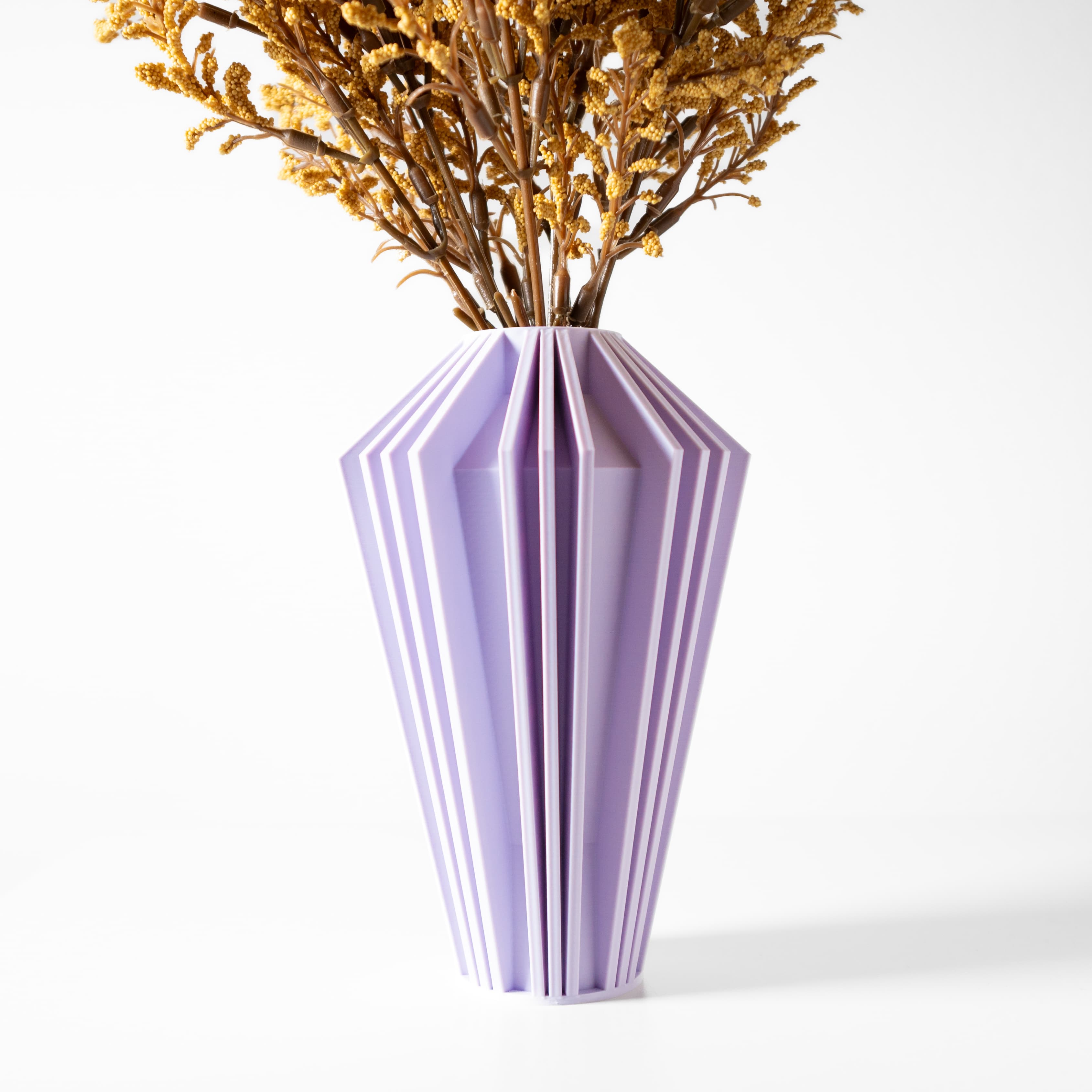 The Kimi Vase, Modern and Unique Home Decor for Dried and Preserved Flower Arrangement | STL File 3d model