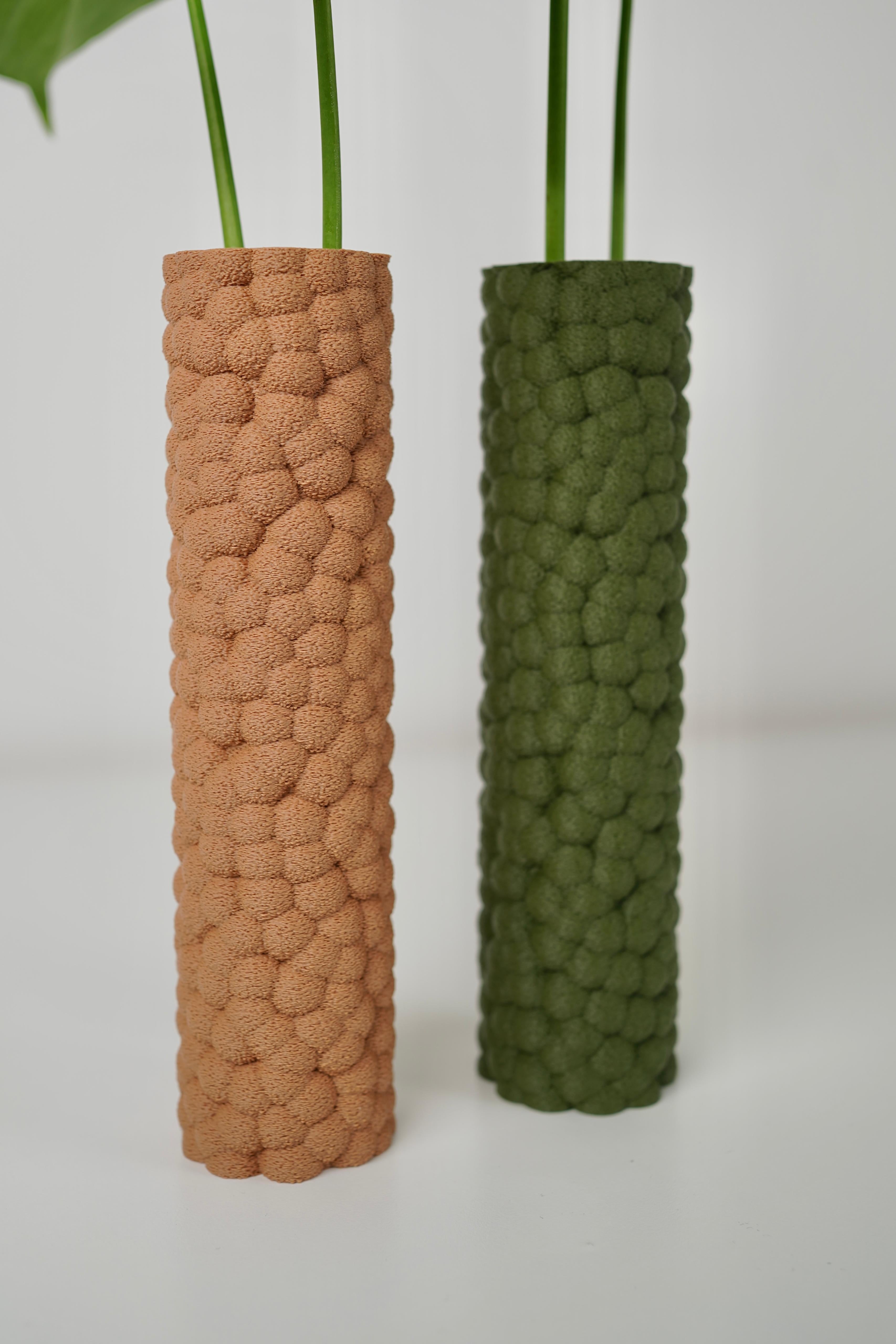 BRIZA Thin Bubbly Vase 3d model