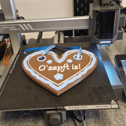 Oktoberfest Gingerbread heart "O`zapft is!" 3d model