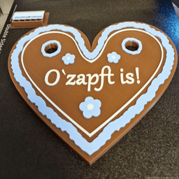 Oktoberfest Gingerbread heart "O`zapft is!" 3d model