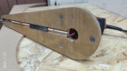 Router compass adjustable circle jig