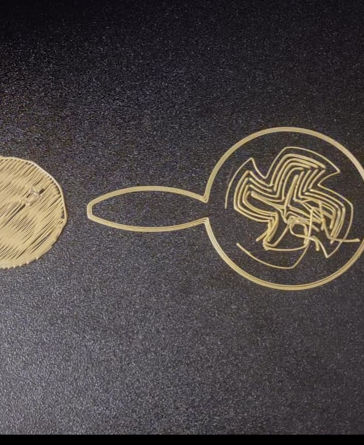 I need help, why does this keep happening (I'm new to 3d printing btw)