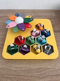MAGNETIC BEES FOR KIDS 3d model