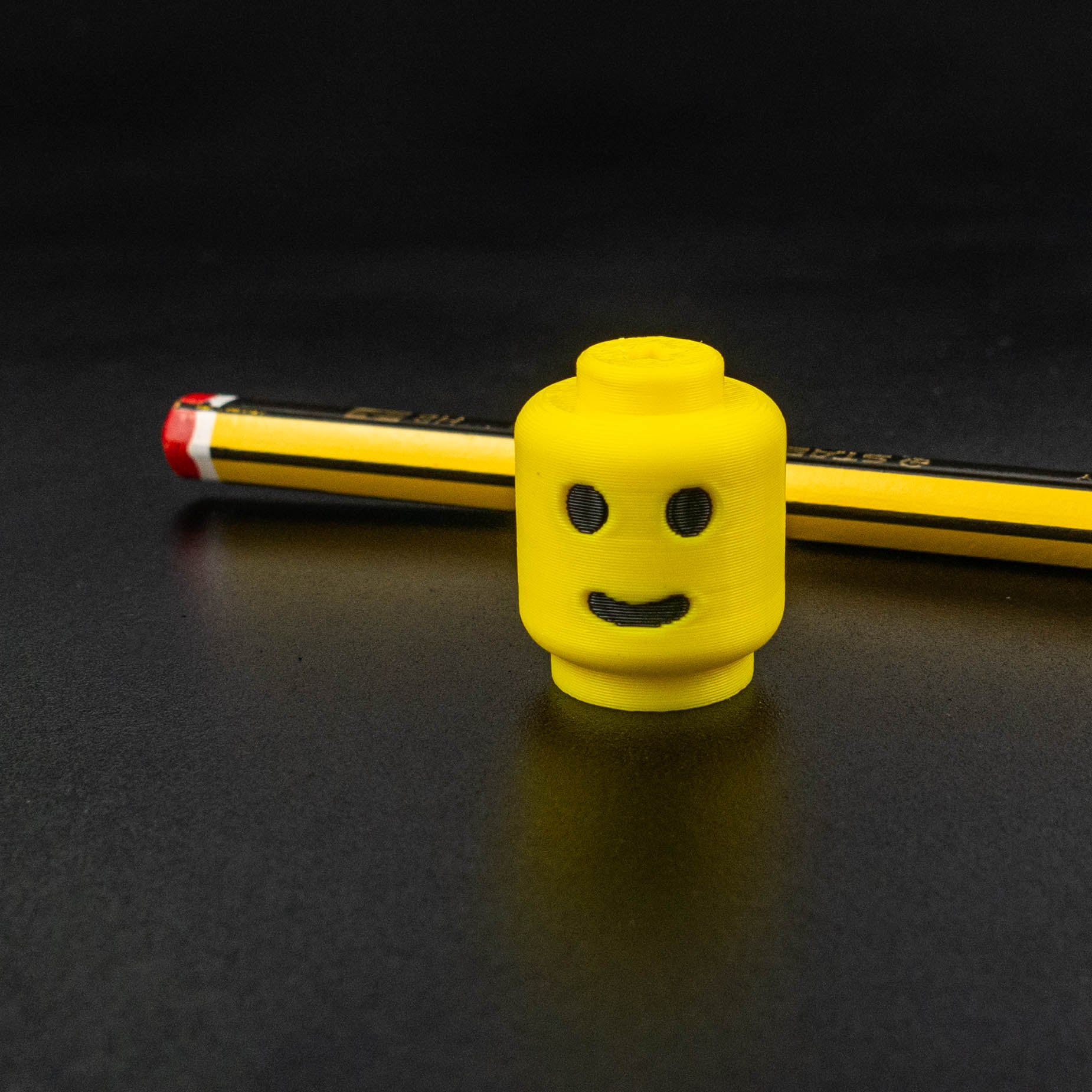 Lego Pencil Topper (smile) 3d model