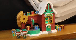 Santa's Toy Factory with Elf (Motorized conveyors) 3d model
