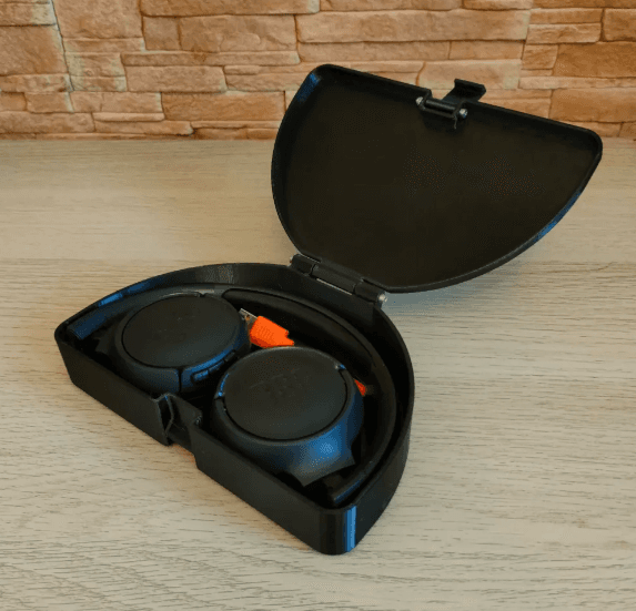 JBL Tune 500BT headphone travel case 3d model