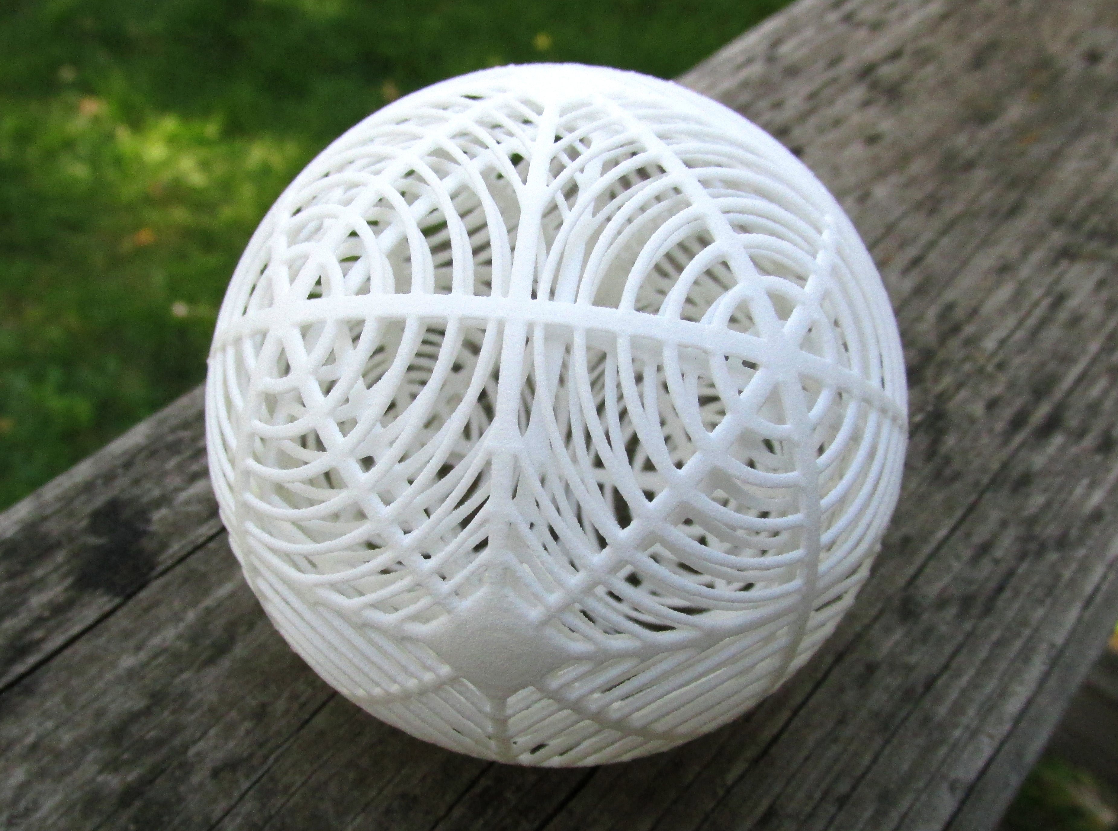 Moiré Sphere 3d model