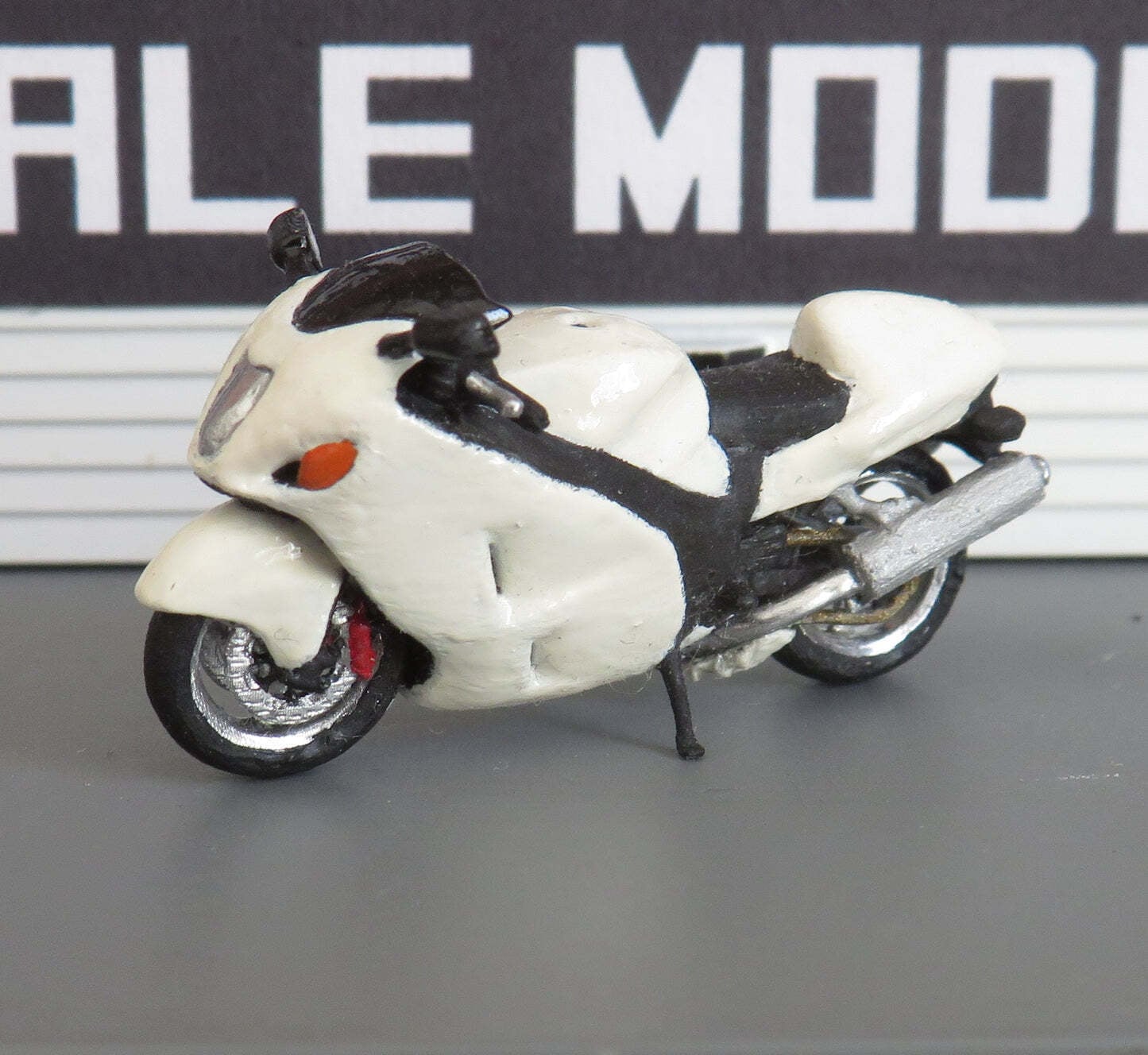 Suzuki GSX-R1300 Hayabusa motorcycle 3d model