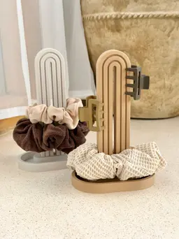 SCRUNCHA Scrunchie Holder – Hair Ties Organizer 3d model