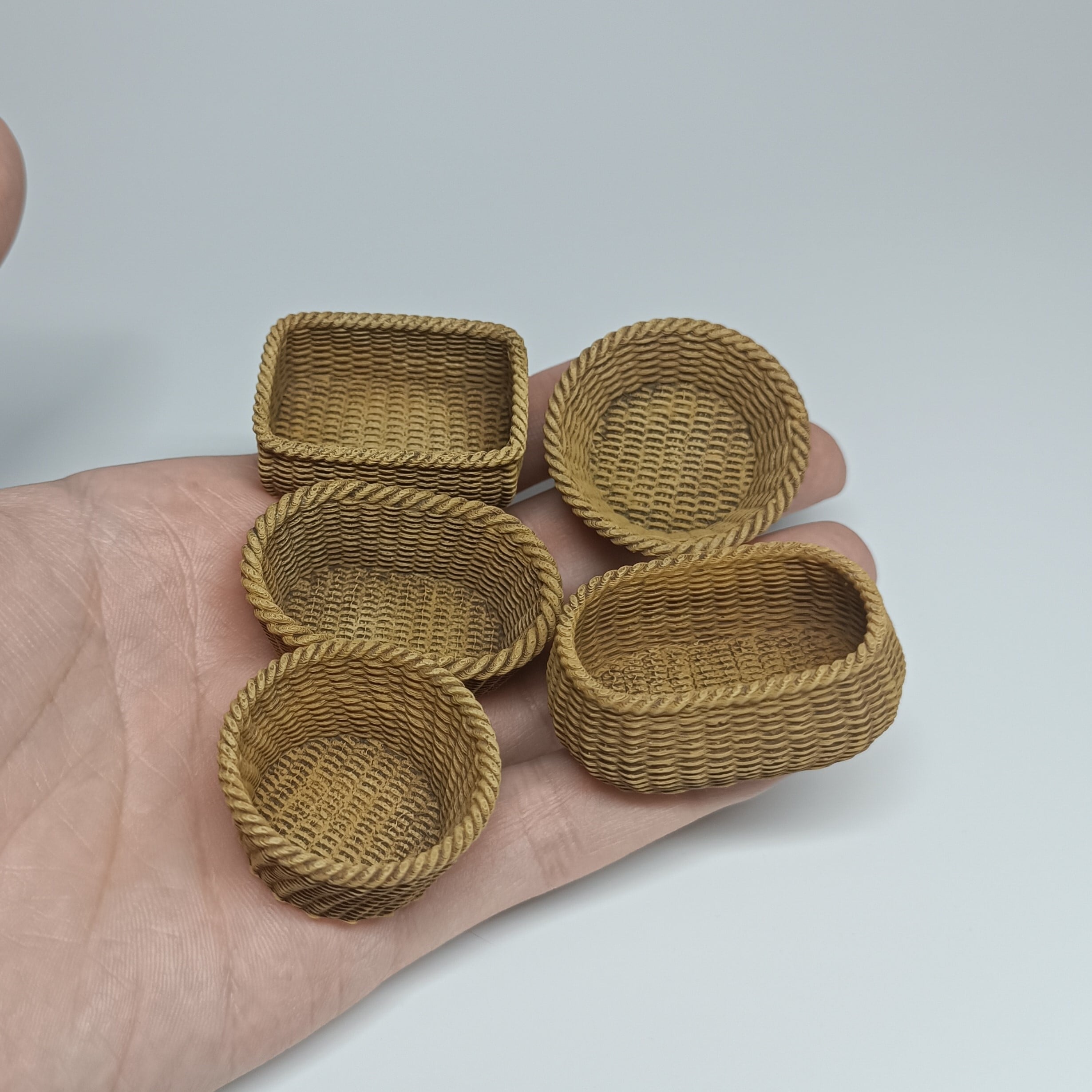 1/12 Scale Wicker Basket STL Set (Set of 5 Miniature Basket) for Dollhouses and Miniature Projects 3d model