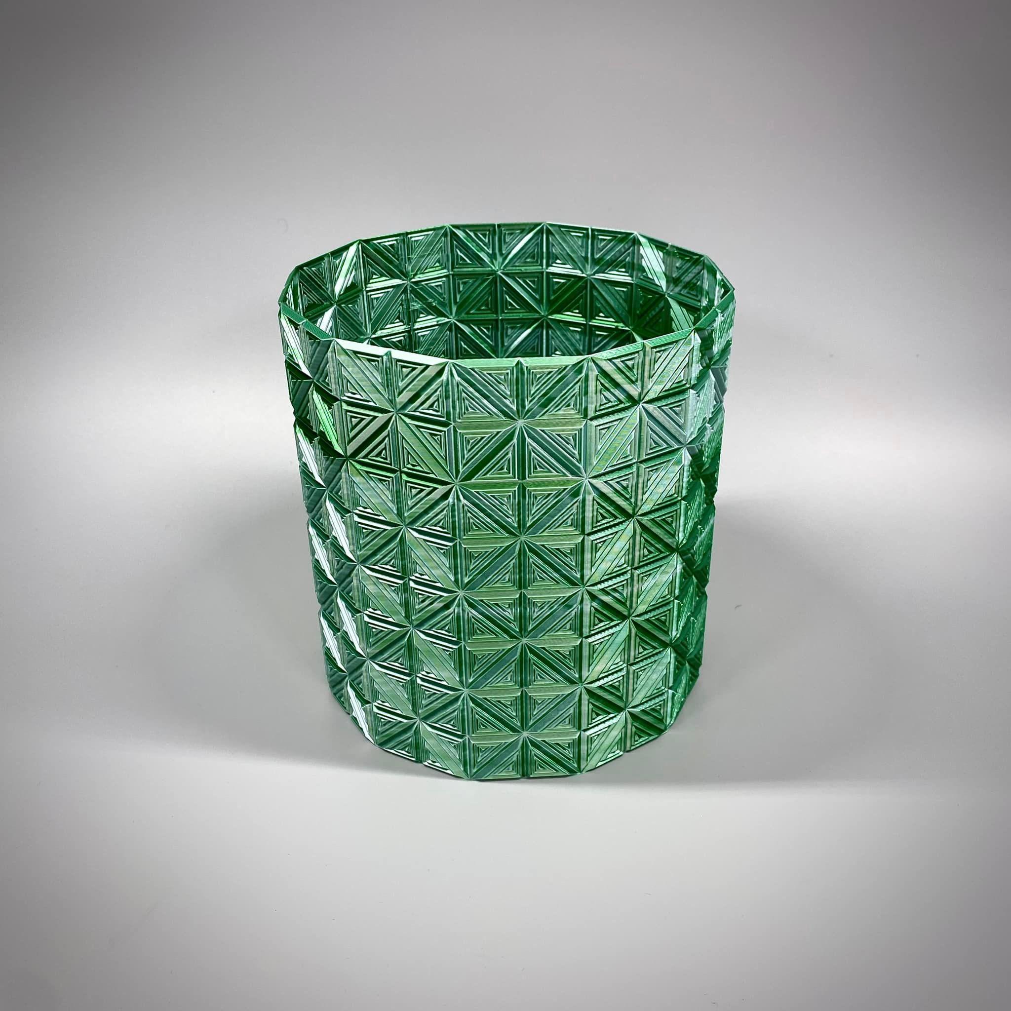 Square Ripple Vase 3d model