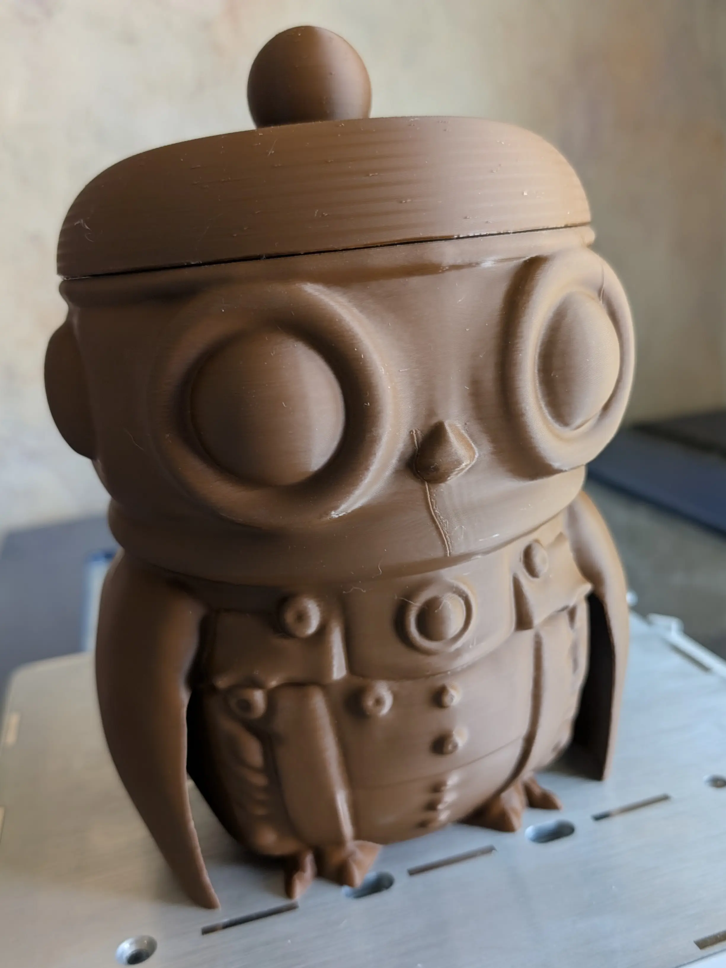 Printed in PolyLite PLA Brown, 0.4 nozzle.
This is a fairly large print, 162mm tall without the lid. It printed flawlessly, and I'm looking forward to painting it.