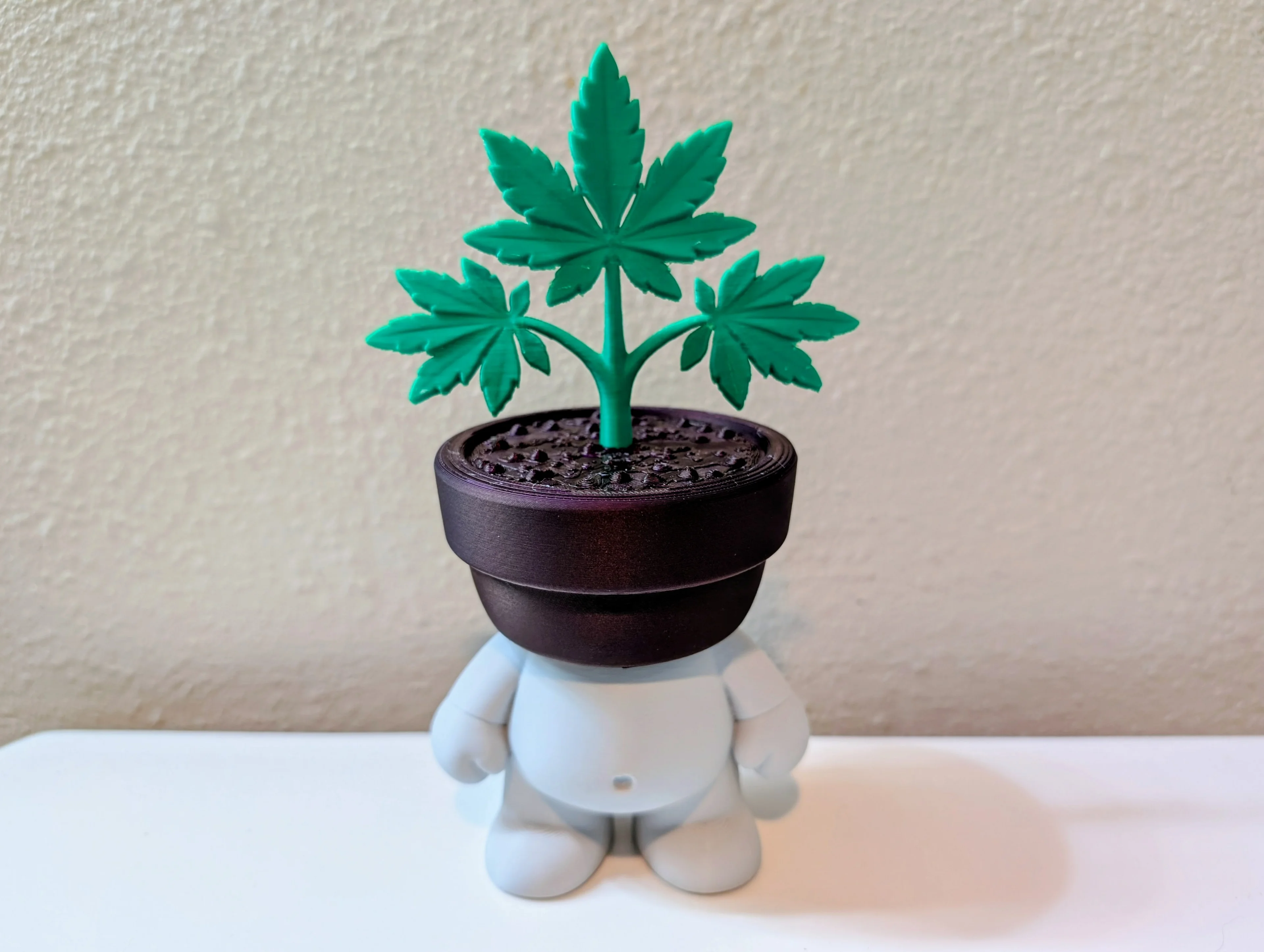Pothead Desk Buddy (18+) - No AMS Required 3d model