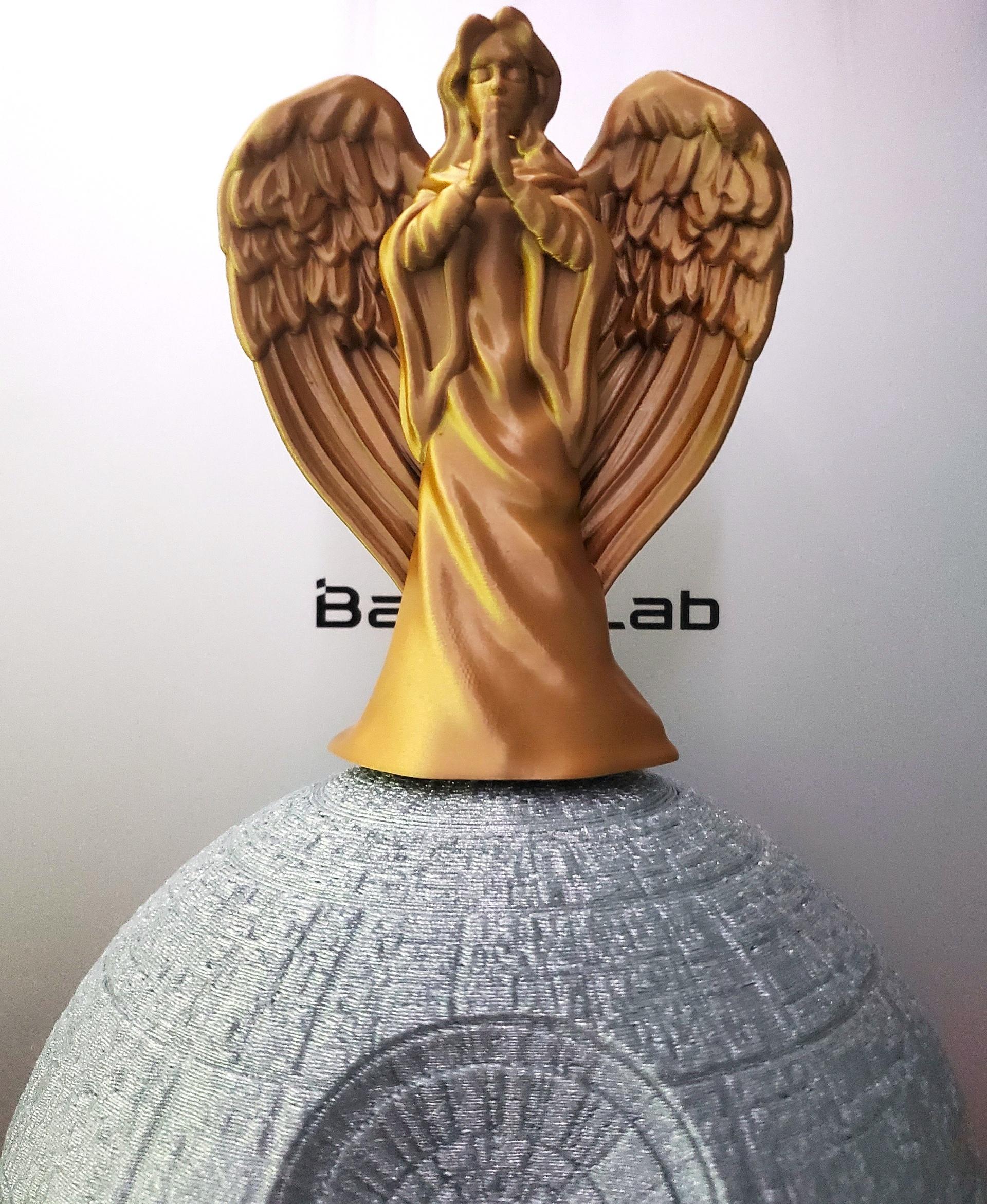 Christmas Angel - Saying a prayer for the Empire - 3d model