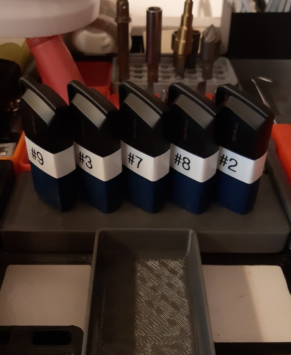 Gridfinity USB memory stick storage - Display / Visibility 3d model