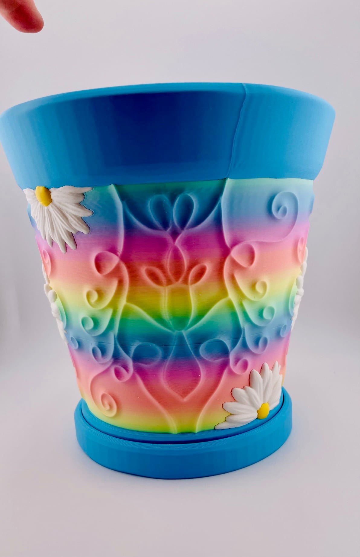 Daisy Filigree Pot 3d model