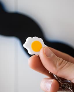 Egg // Flatland Keychain Magnet 3d model