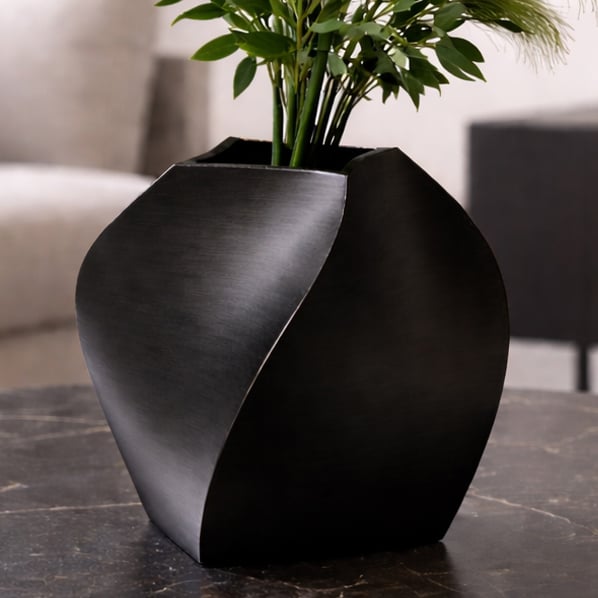 CONTEMPORARY SCULPTURAL VASE 3d model