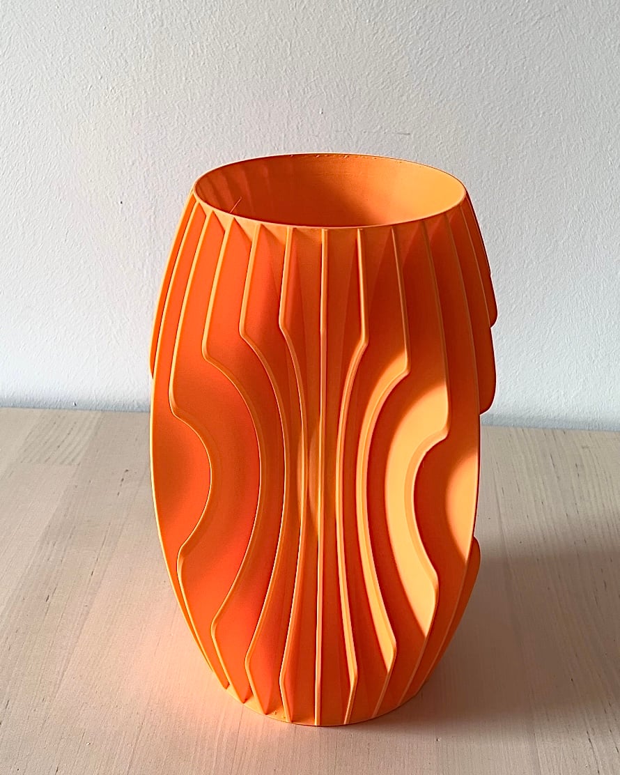 Vase anti sphere 3d model